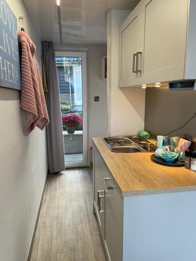 Slapen Op Het Water Apartment Zwartsluis Ngoại thất bức ảnh