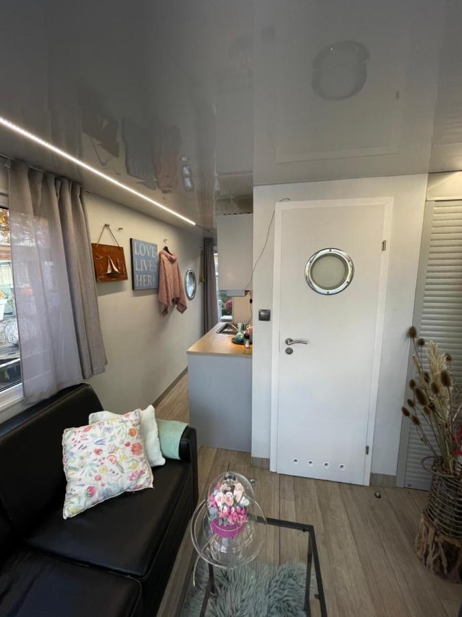 Slapen Op Het Water Apartment Zwartsluis Ngoại thất bức ảnh