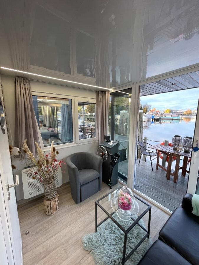 Slapen Op Het Water Apartment Zwartsluis Ngoại thất bức ảnh