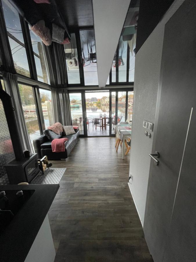 Slapen Op Het Water Apartment Zwartsluis Ngoại thất bức ảnh