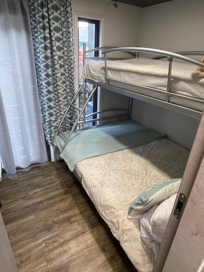 Slapen Op Het Water Apartment Zwartsluis Ngoại thất bức ảnh