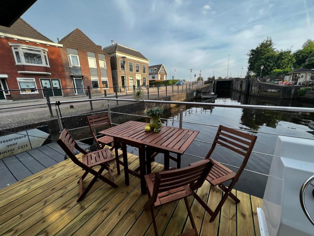 Slapen Op Het Water Apartment Zwartsluis Ngoại thất bức ảnh