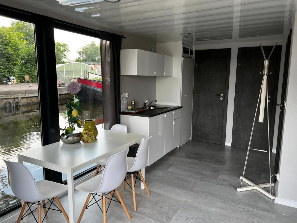 Slapen Op Het Water Apartment Zwartsluis Ngoại thất bức ảnh